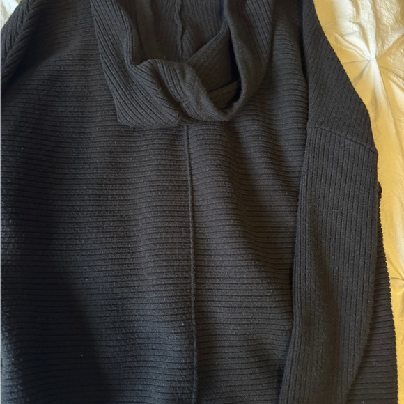 Cyrus Black Knit Sweater - Picture 5 of 5